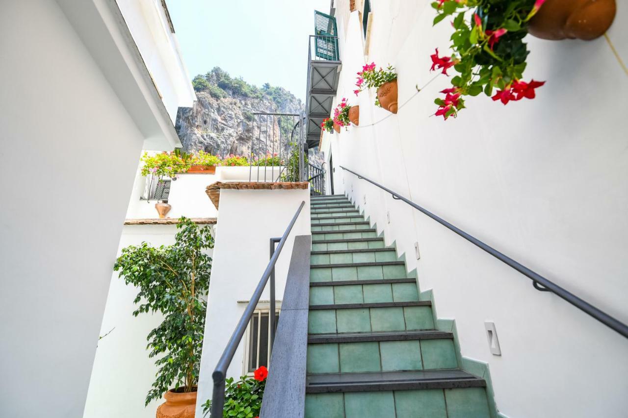 Valle D'Amalfi Suites エクステリア 写真